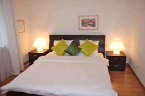 Executive 2 BD flat in city center - Hösch 1